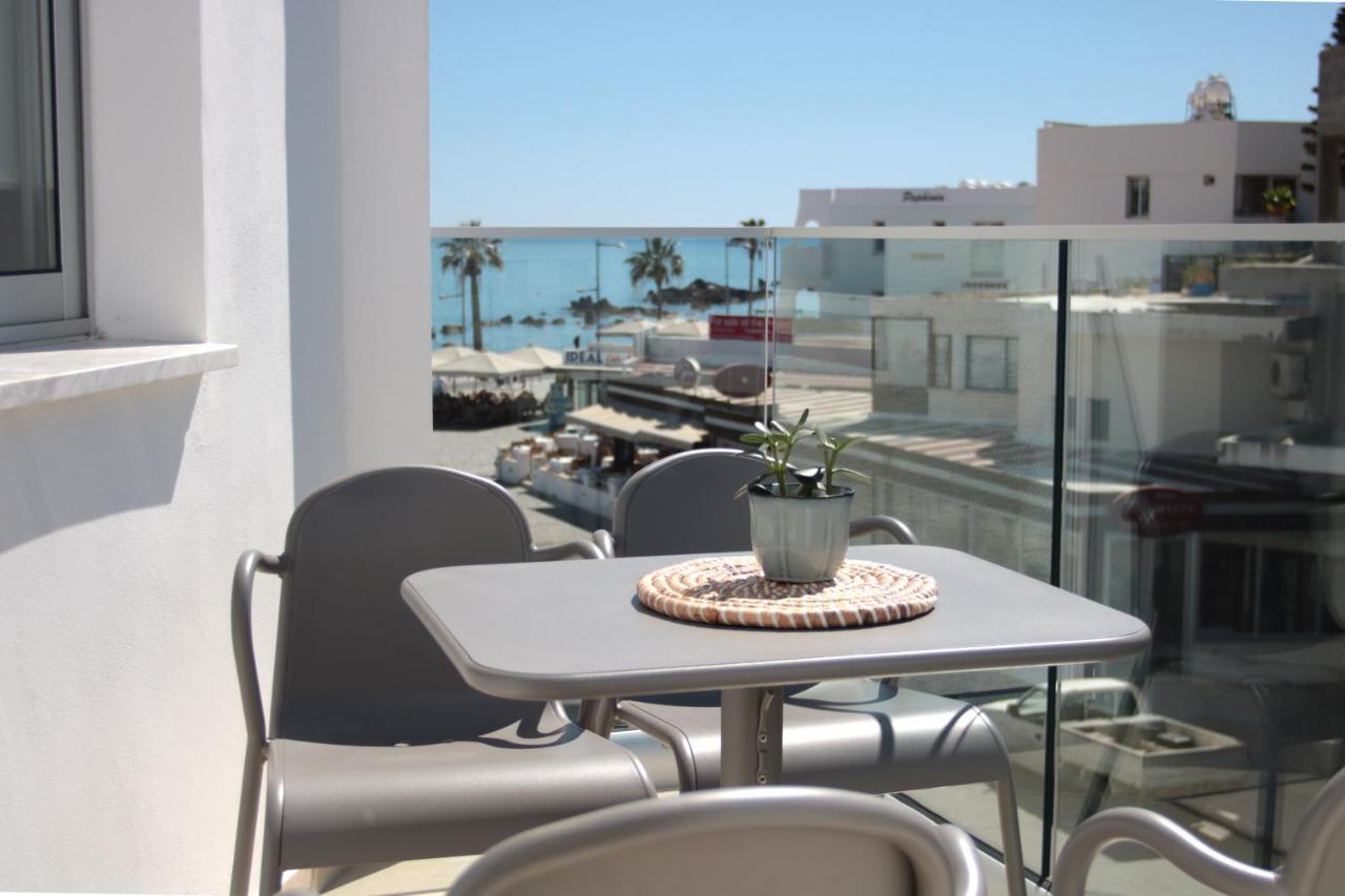 Phaedrus Living: Seaside Luxury Flat Lighthouse 67 Apartment Paphos Bagian luar foto